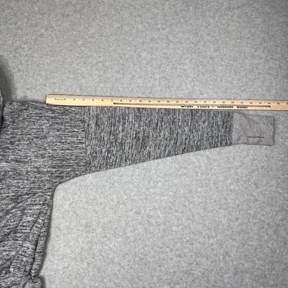 Athleta Womens Cowl Neck Sweatshirt Size Small Heathered Gray Pockets Thumbholes - Picture 11 of 11